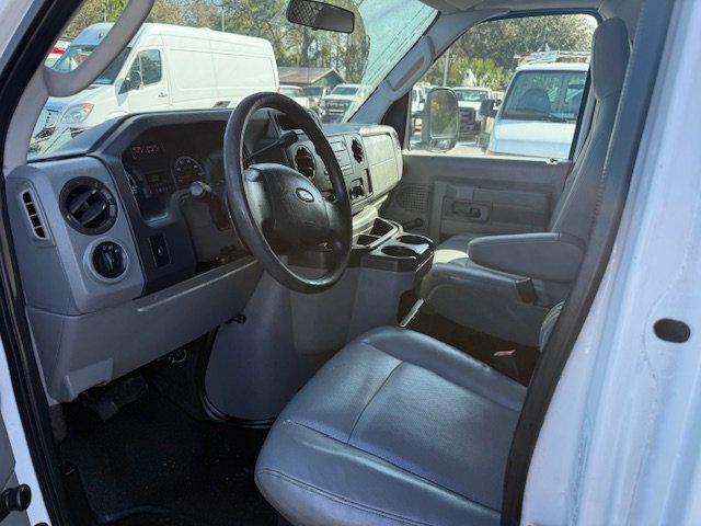 2009 Ford E-350 - $9,900