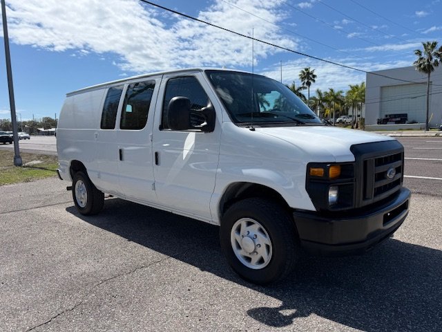 2009 Ford E-350 - $11,900