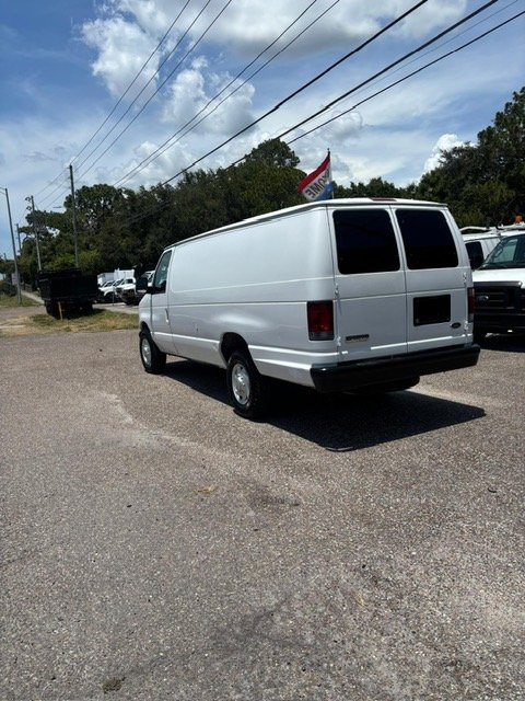 2006 Ford E-350 Super Duty - $11,900