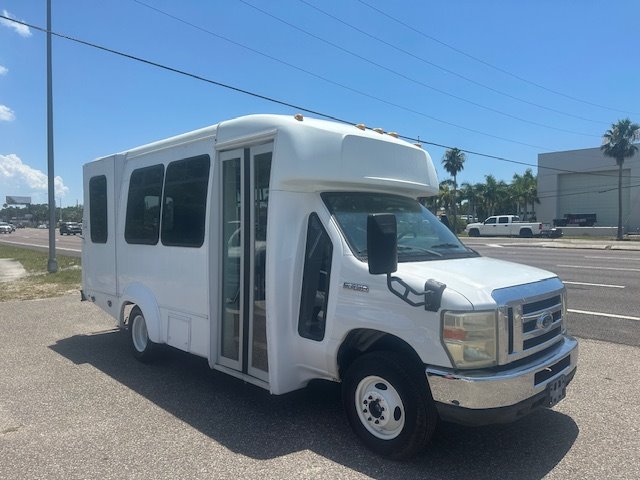 2008 Ford E-350 - $7,900