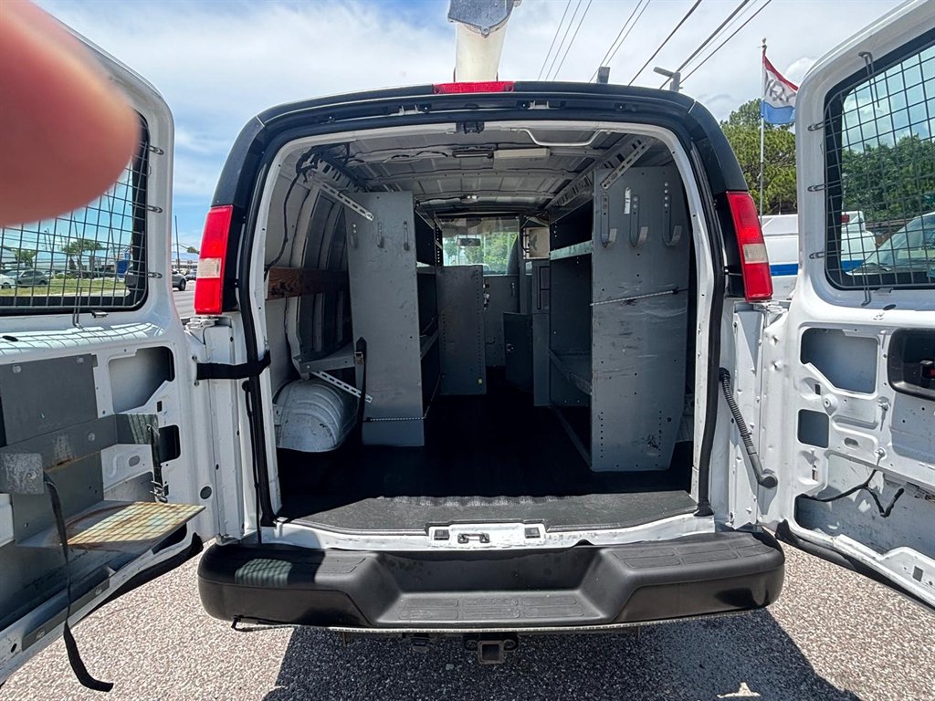 2017 Chevrolet Express - $13,900