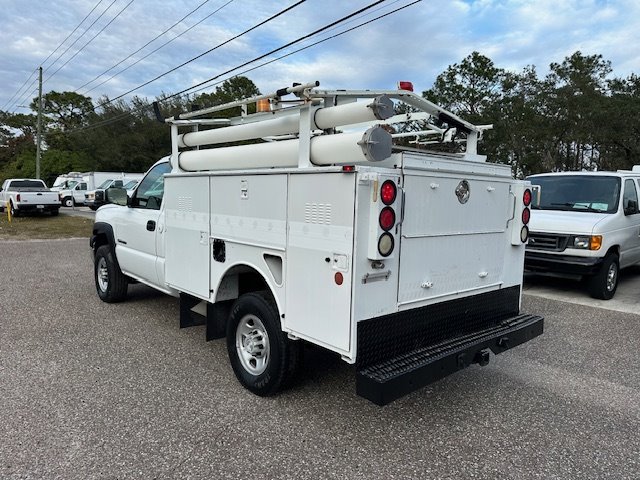 2005 Chevrolet Silverado 2500 W/T photo