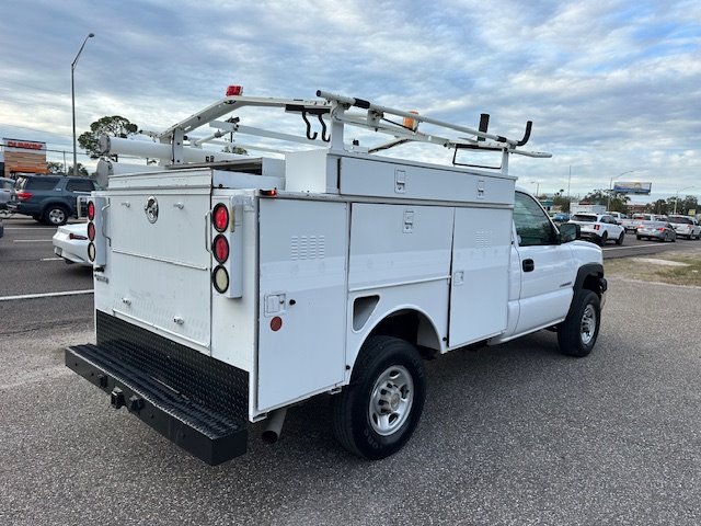 2005 Chevrolet Silverado 2500 W/T photo