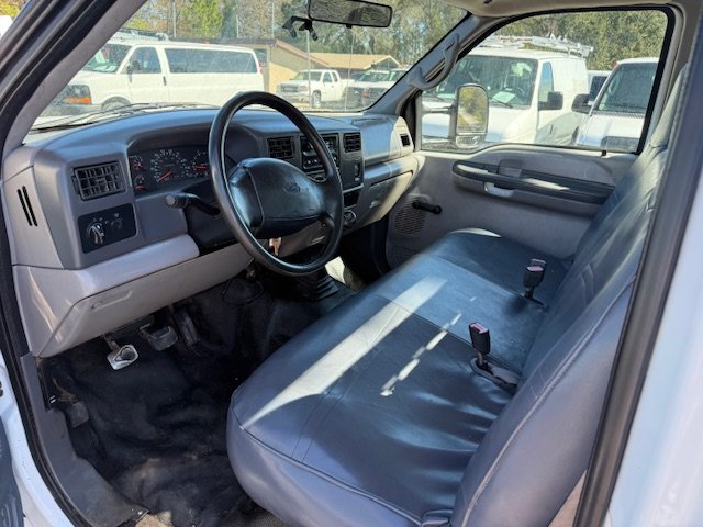 1999 Ford F-450 - $15,900
