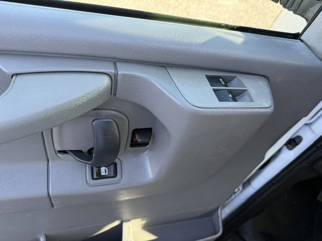 2014 Chevrolet Express - $13,900