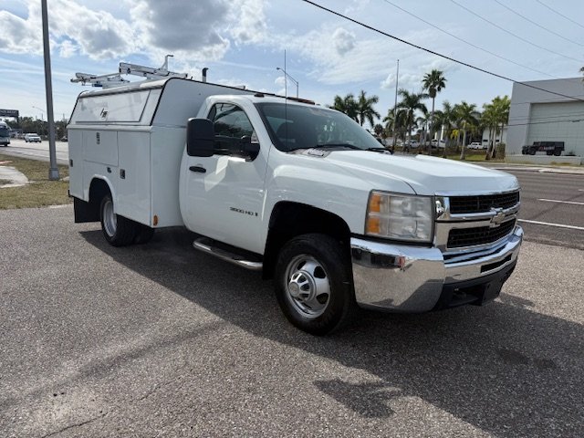2008 Chevrolet Silverado - $21,900