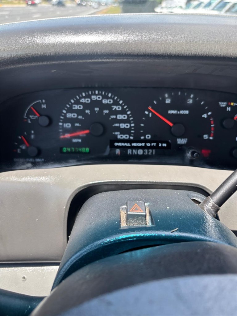 2004 Ford F-550 Super Duty - $21,900