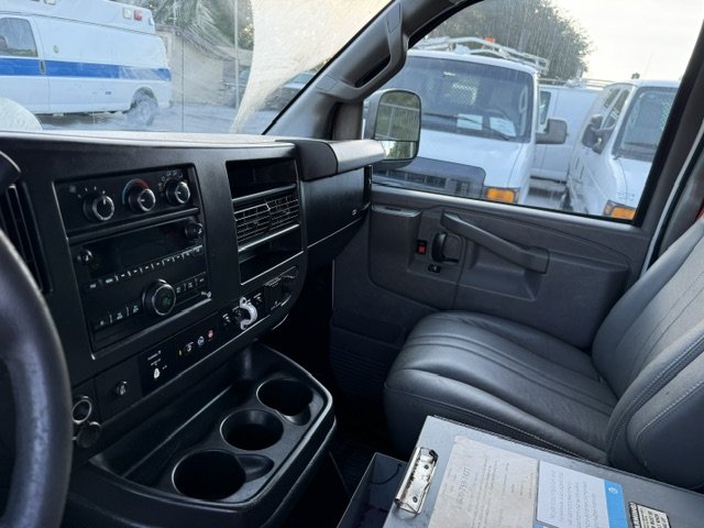 2017 Chevrolet Express - $13,900