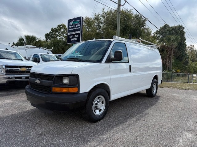 2011 Chevrolet Express - $10,900