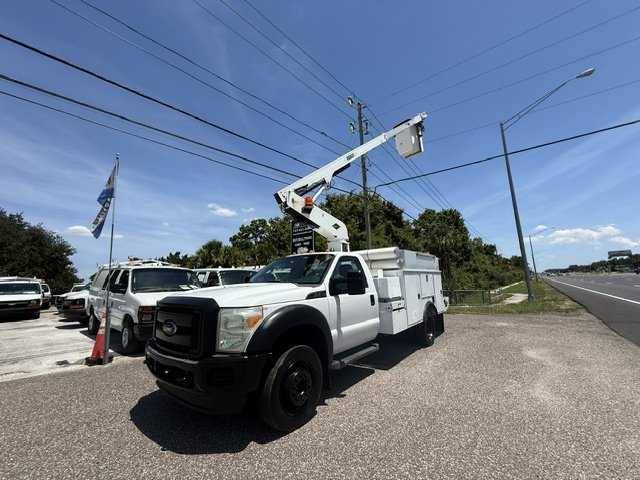 2013 Ford F-450 - $22,900