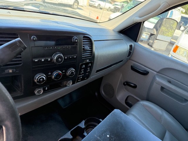 2012 Chevrolet Express - $12,900