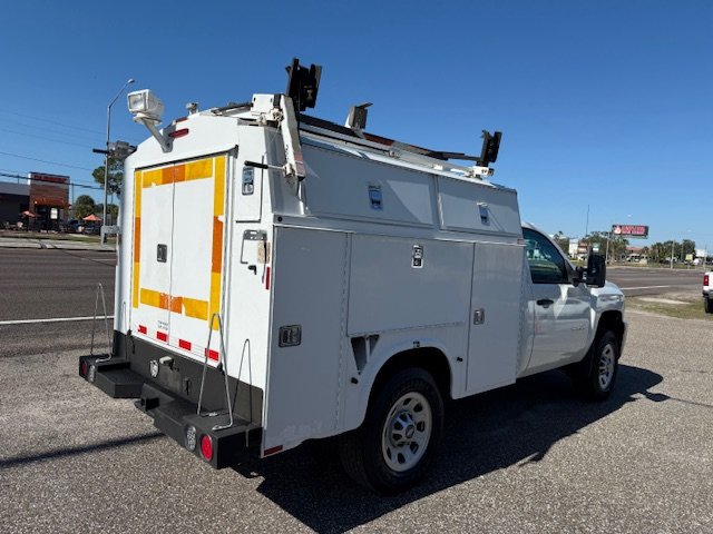 2012 Chevrolet Silverado 3500HD - $11,900
