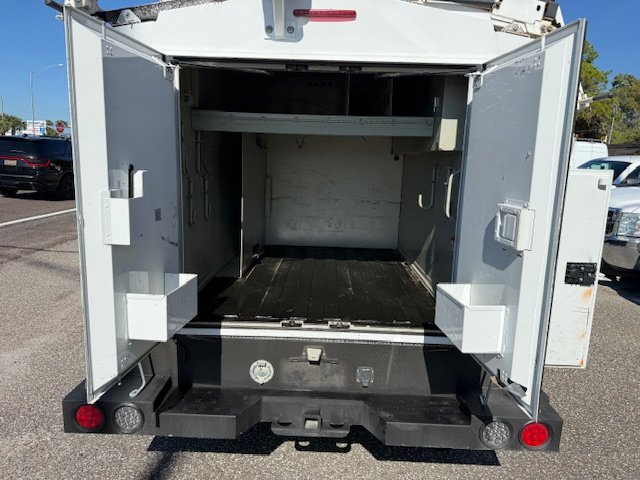 2012 Chevrolet Silverado 3500HD - $11,900