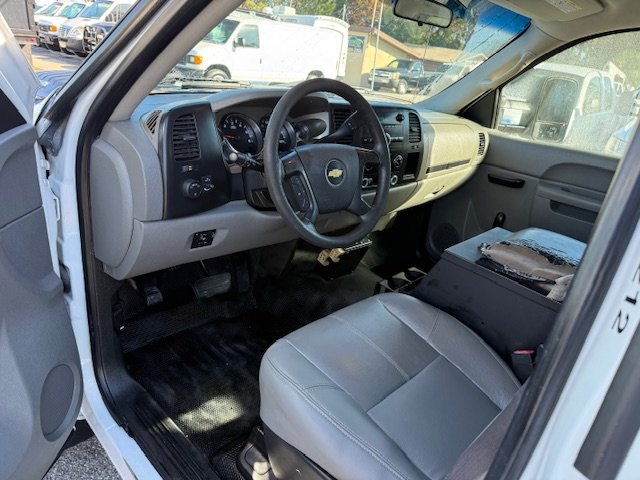 2012 Chevrolet Silverado 3500HD - $13,900