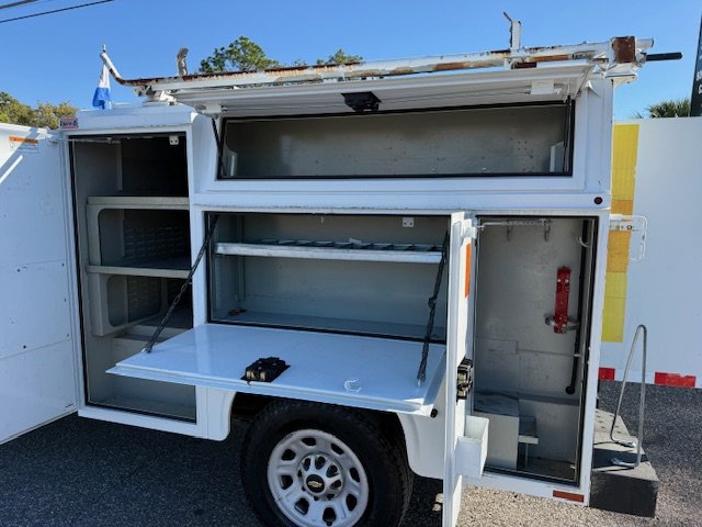 2012 Chevrolet Silverado 3500HD - $13,900