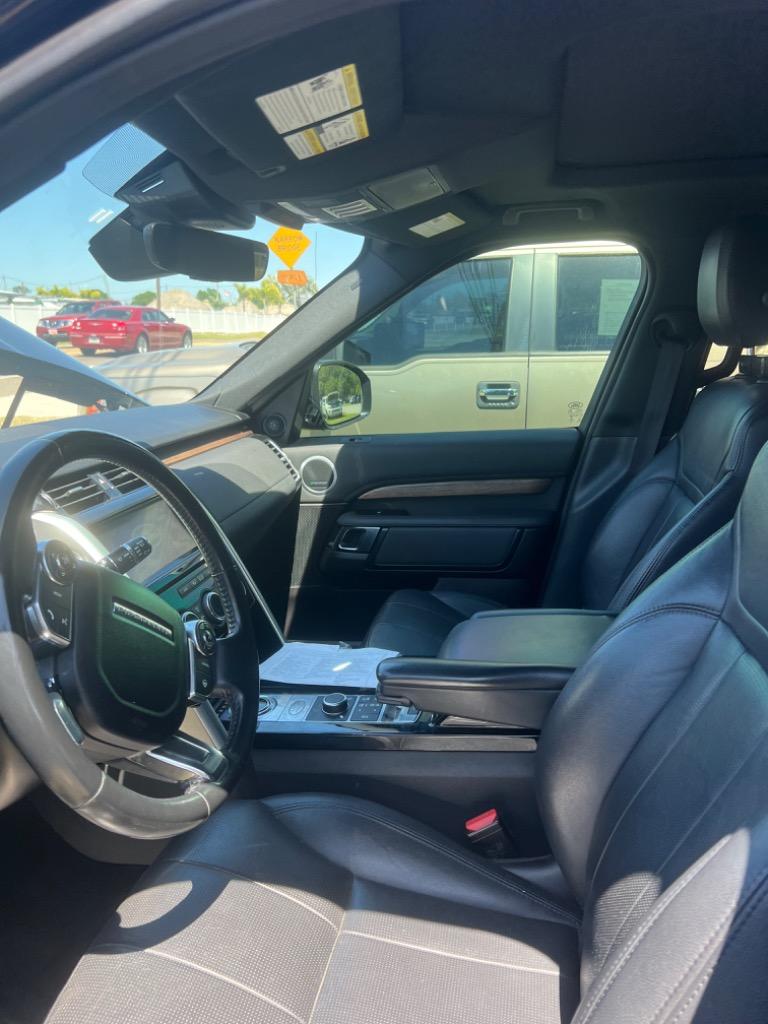 2018 Land Rover Discovery HSE photo