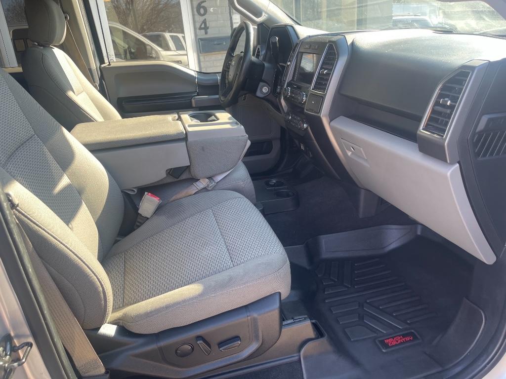 2019 Ford F150 XLT photo