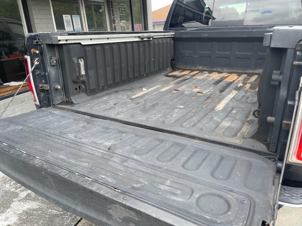 2016 Ram 2500 - $24,995