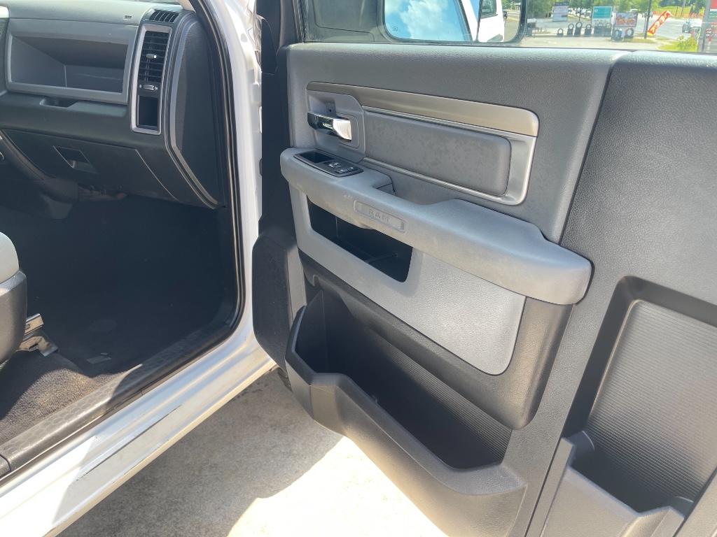 2016 Ram 2500 - $19,995