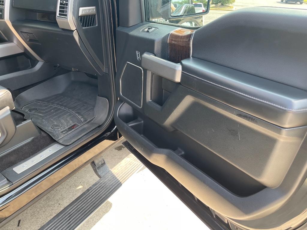 2016 Ford F-150 - $17,995