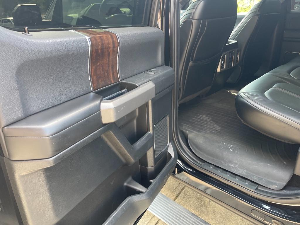 2016 Ford F-150 - $17,995