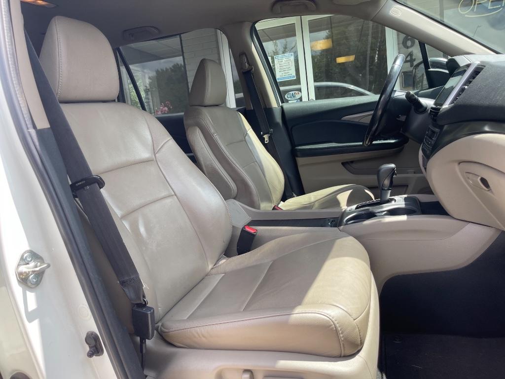 2018 Honda Pilot - $11,995