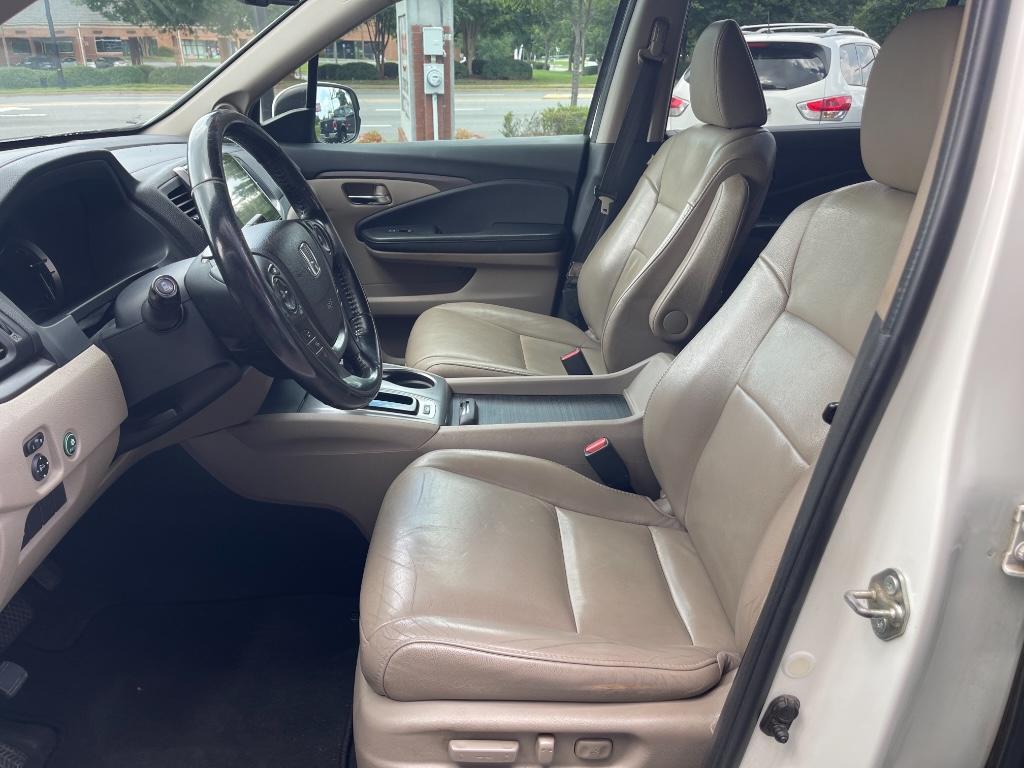 2018 Honda Pilot - $11,995