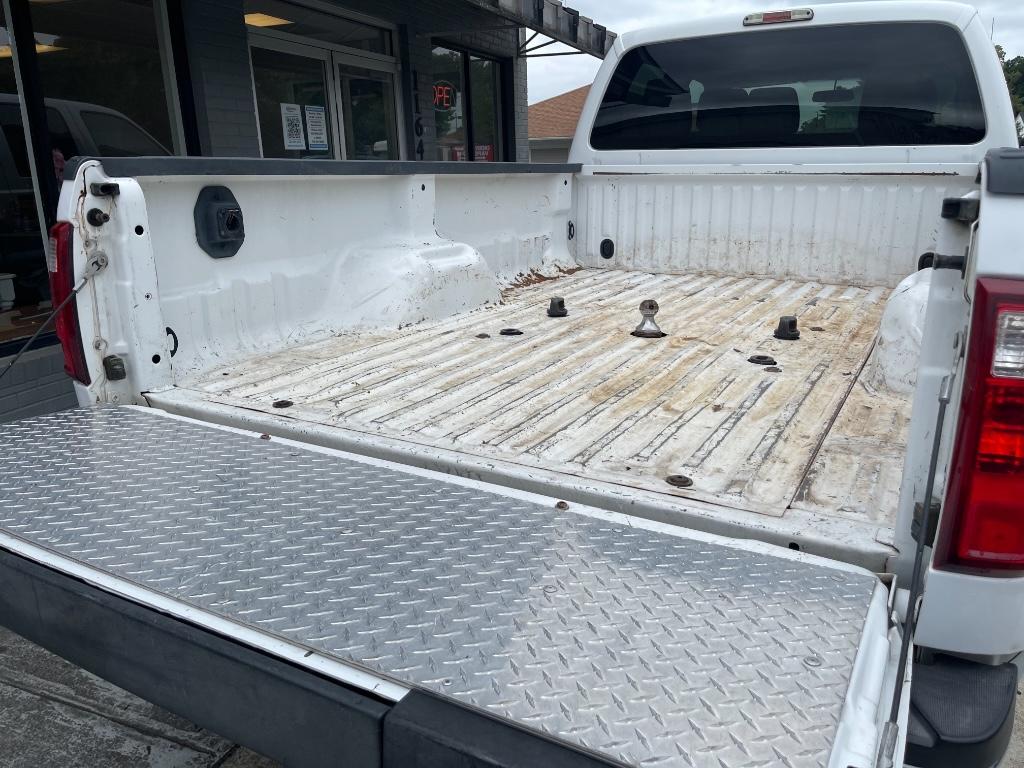 2013 Ford F-350 - $17,995