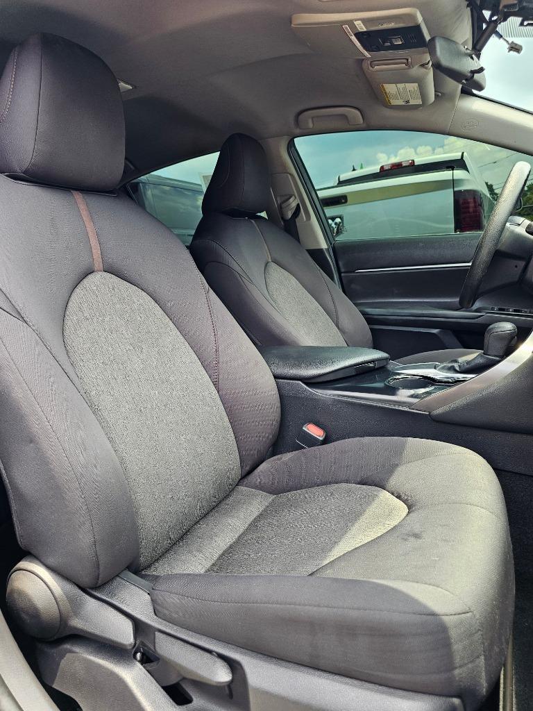 2020 Toyota Camry - $19,900