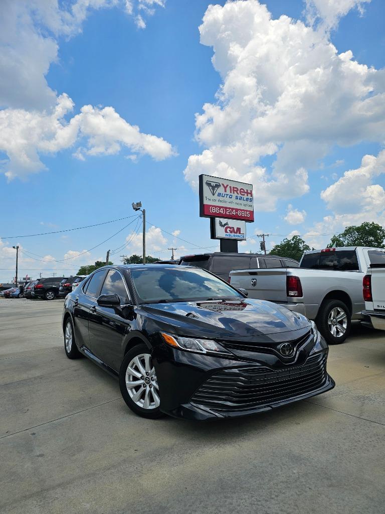 2020 Toyota Camry - $19,900