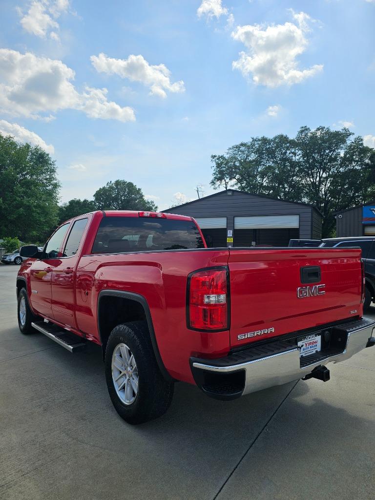 2017 GMC Sierra 1500 SLE photo