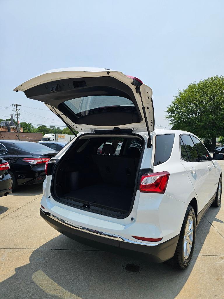 2020 Chevrolet Equinox LT photo