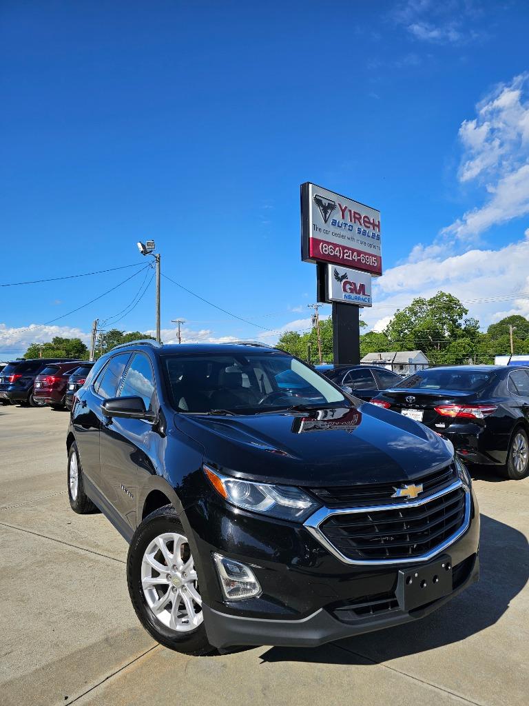 The 2018 Chevrolet Equinox LT photos