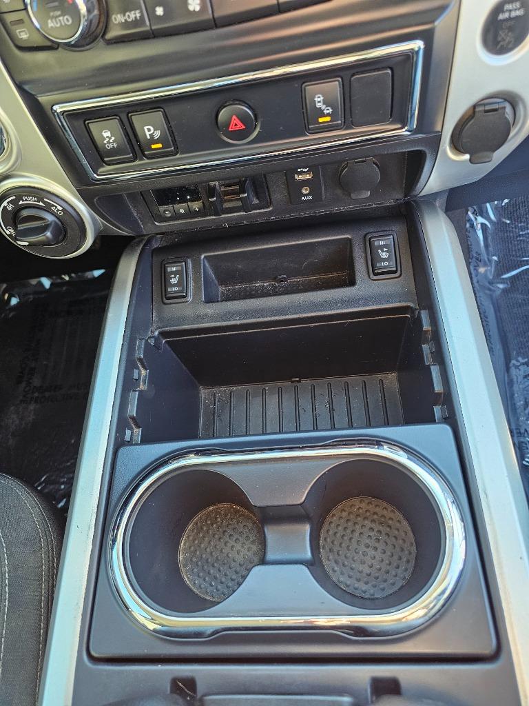 2017 Nissan Titan