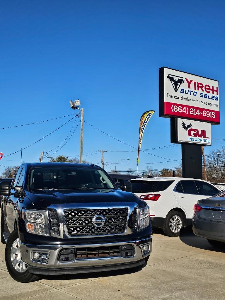 2017 Nissan Titan
