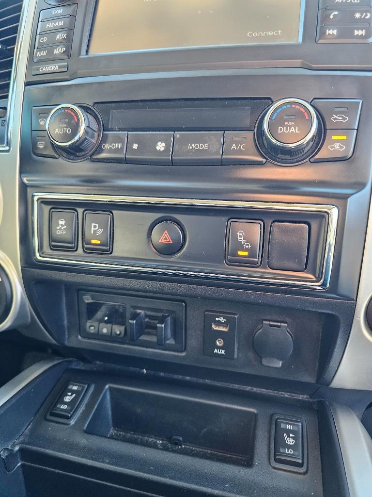 2017 Nissan Titan