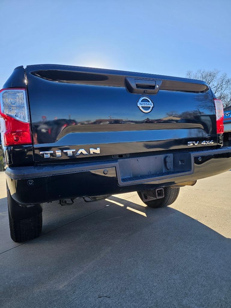 2017 Nissan Titan