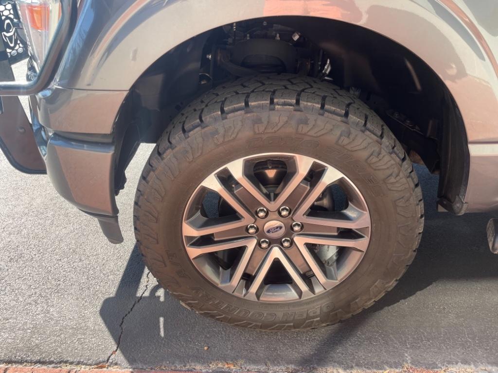 2021 Ford F150 XL photo