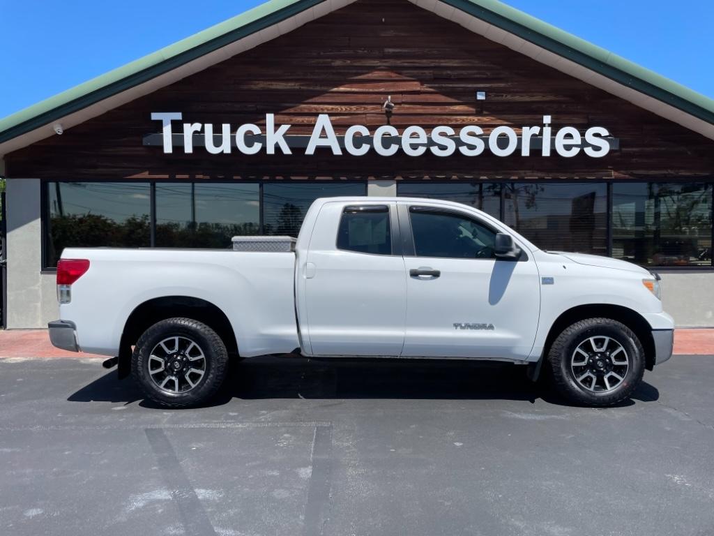 2010 Toyota Tundra Grade photo