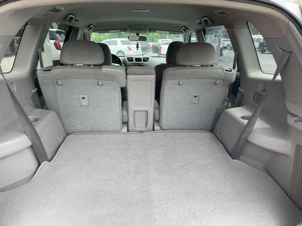 2011 Toyota Highlander - $7,995