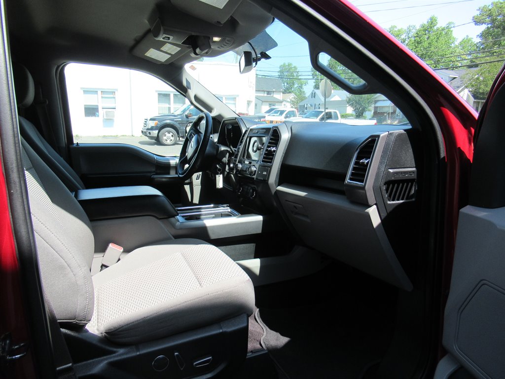 2016 Ford F-150 - $20,259