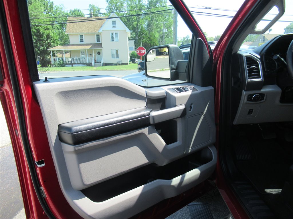 2016 Ford F-150 - $20,259