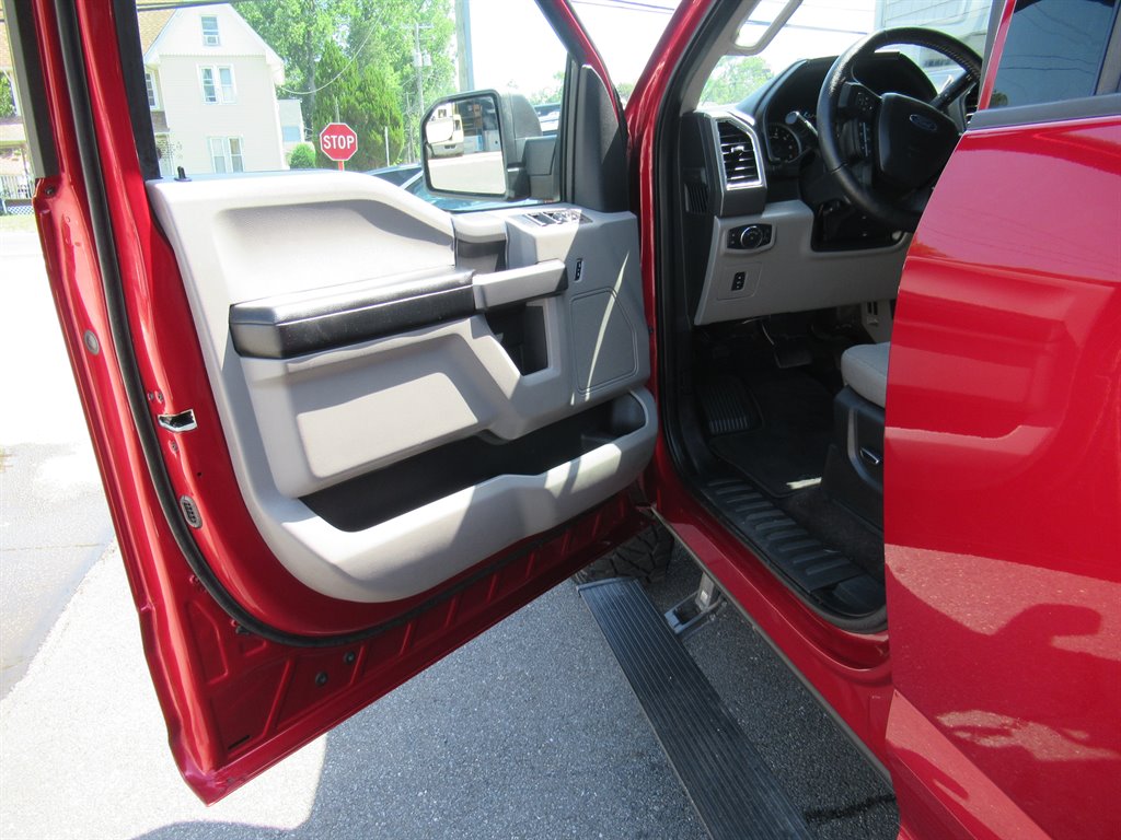 2016 Ford F-150 - $20,259