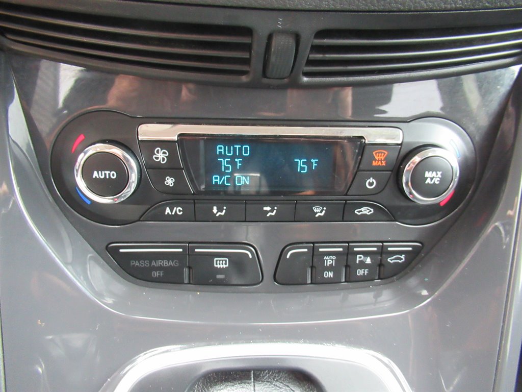 2013 Ford Escape - $7,999