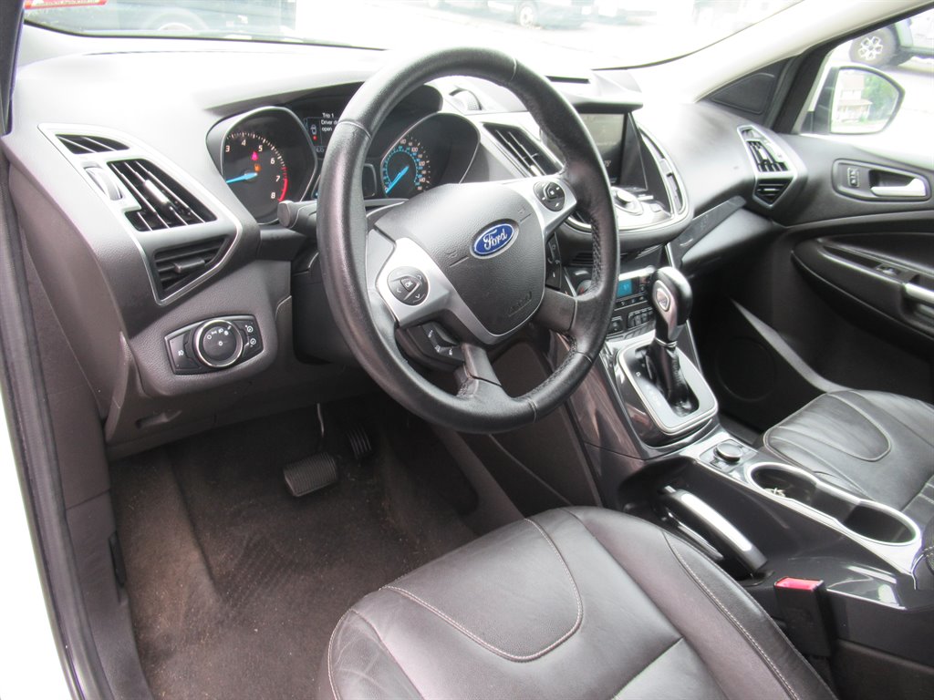 2013 Ford Escape - $7,999