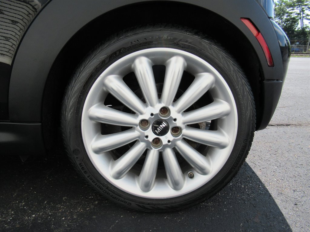 2010 MINI Cooper - $5,995