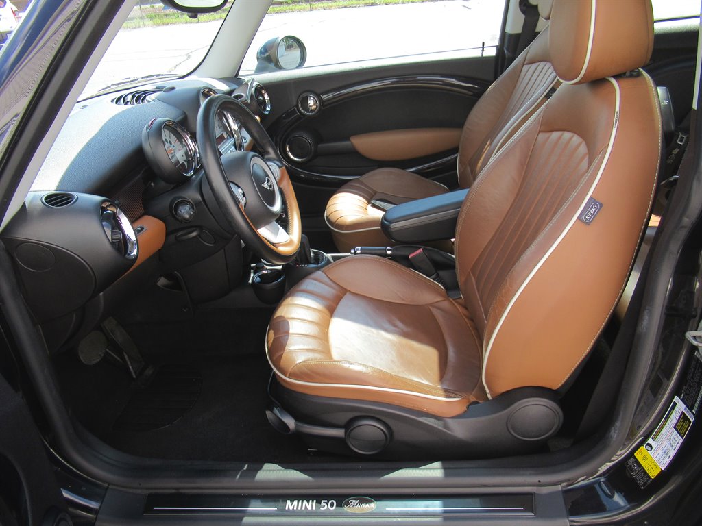 2010 MINI Cooper - $5,995