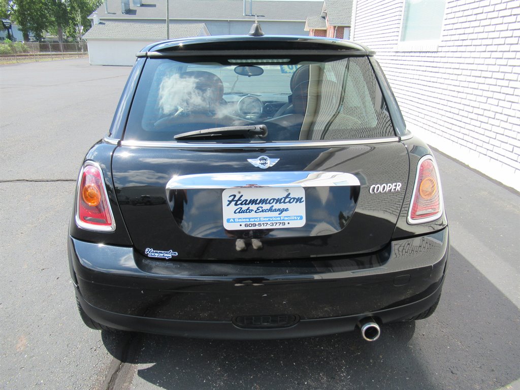 2010 MINI Cooper - $5,995