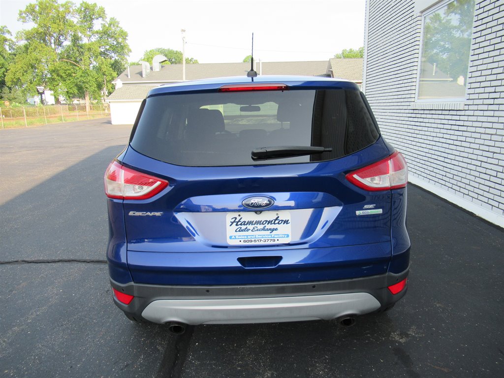 2014 Ford Escape - $9,995