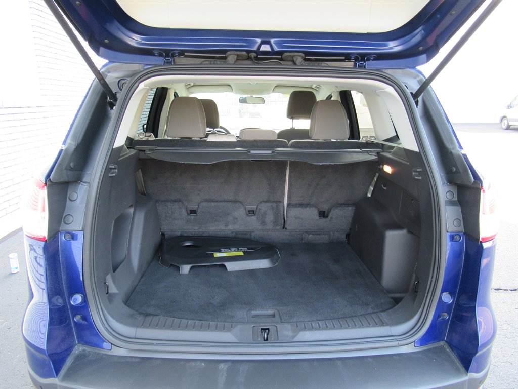 2014 Ford Escape - $9,995